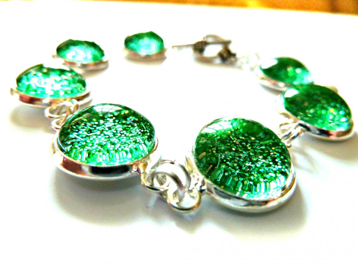 Galaxy Dark Green Bracelet Garden Of England Jewellery Made With Glass Cabochons