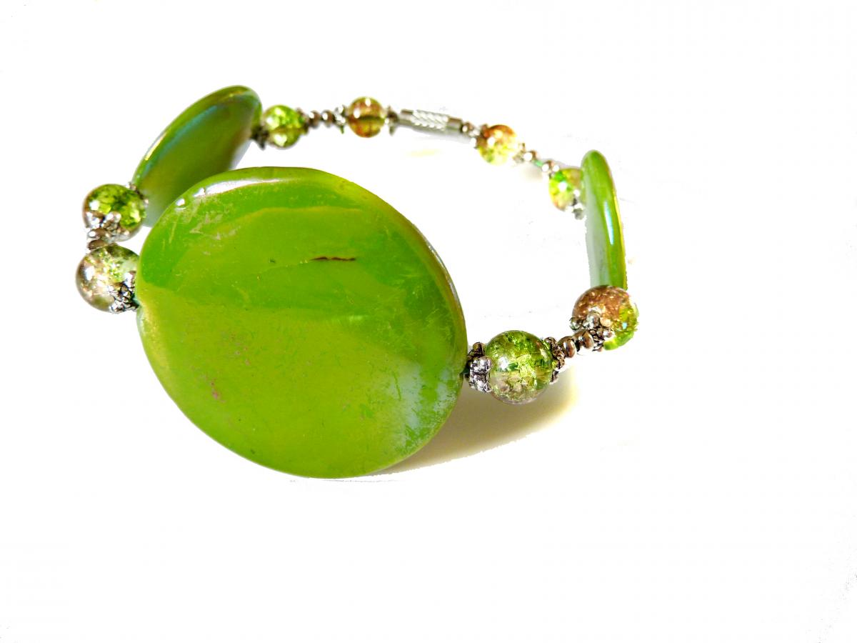 Sprayed Shell Bracelet Peacock Collection Green